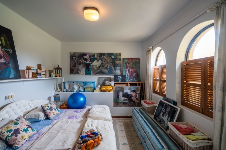 7 Bedroom Property for Sale in West Beach Eastern Cape